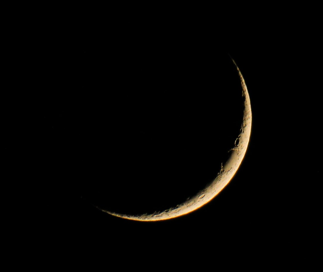 Some Simple New Moon&nbsp;Practices